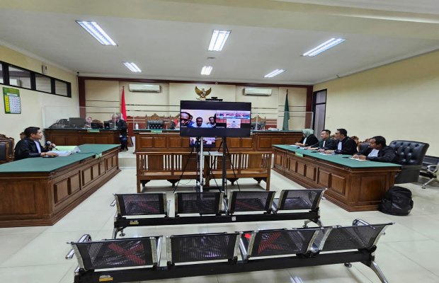 Foto: Suasana Sidang Korupsi Gedung Dinkes Sumenep di PN Tipikor Surabaya