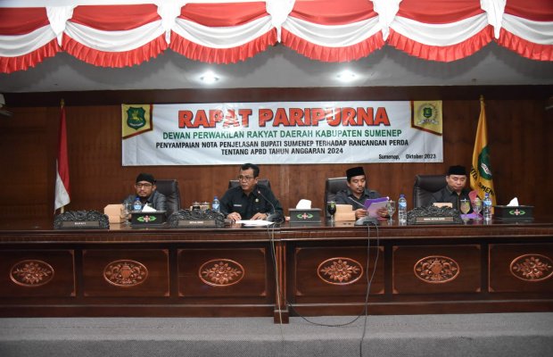 Foto: Suasana Rapat Paripurna Penyampaian Nota Penjelasan Bupati Sumenep Terhadap Rancangan Perda Tentang APBD Tahun Anggaran 2024 (by Ibnu)