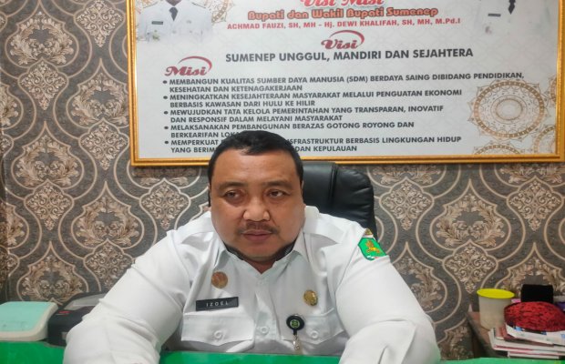 Foto: Kepala Dinsos P3A Sumenep Drs Achmad Dzulkarnaen