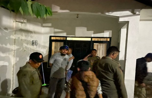 Foto: Penggerebekan oknum ASN asal Pamekasan di Sumenep