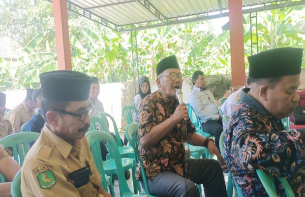 Foto: Ketua LSM Petir Abdullah Arif Saat Diundang ke acara Musrenbangcam 