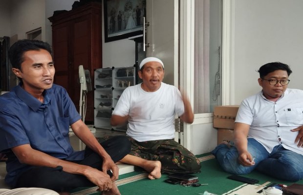 Foto: H. Herman Dali Kusuma saat ditemui sejumlah awak media di rumahnya