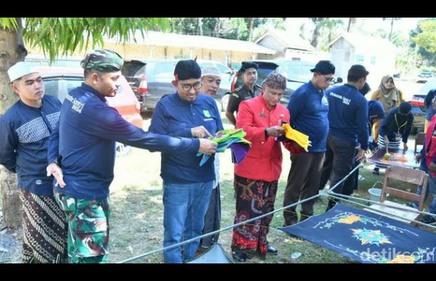 Foto: Bupati Sumenep Achmad Fauzi Wongsojudo saat memberikan pelatihan kewirausahaan. 