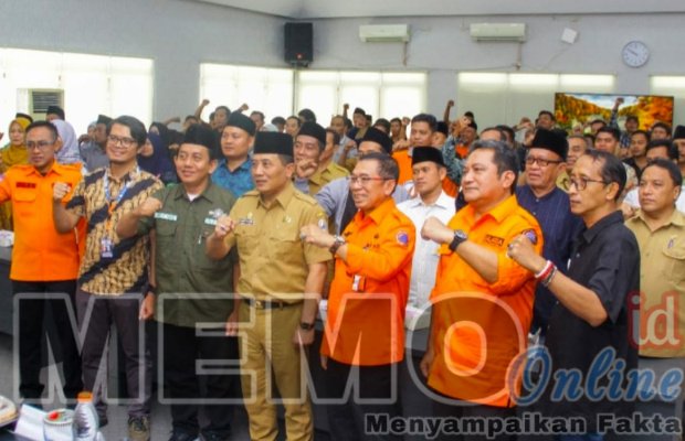 Foto : Sekda Sampang Yuliadi Setiawan saat menghadiri diseminasi program akselerasi Destana dan integrasi dalam mekanisme perencanaan desa yang digelar oleh LPBI NU Siap Siaga Jatim