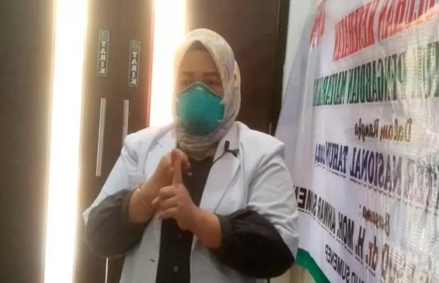 Foto: dr. Spesialis Paru RSUD dr. H. Moh. Anwar Sumenep, dr. Renny Irviana Eka Tantri