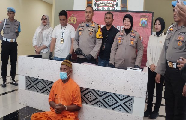 Foto: Wakapolres Sumenep Kompol Trie Sis Biantoro.,S.Pd.,S.I.K.,M.H dalam Konfrensi Pers Ungkap Kasus Persetubuhan dan Pencabulan
