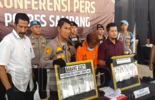 Foto: Kapolres Sampang AKBP Hartono saat Press release di Mapolres Sampang