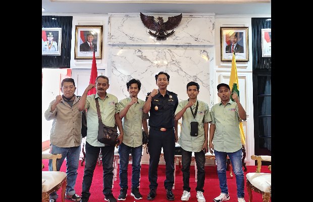 Foto: Tim SMSI Sumenep bersama bea cukai Madura 