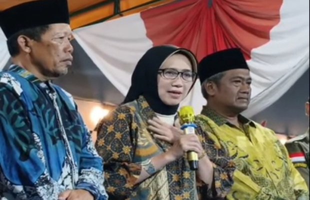 Foto: Foto : Bupati Lumajang Bunda Indah (tengah), saat menyampaikan apresiasi kinerja Polres Lumajang
