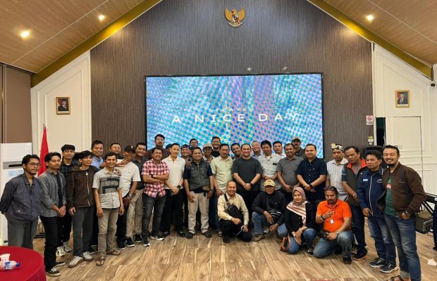 Foto : Foto bersama usai kegiatan