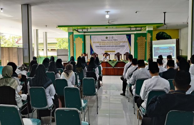 Foto: Kegiatan Rapat Rutin KKMA dan Pelatihan Penguatan Pengembangan Kompetensi Manajerial Bagi Kepala Madrasah