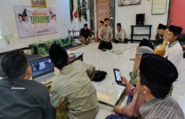 Foto: Kegiatan Tadabbur Media di Mushalah Masdugiyah desa Besuk Agung, Kecamatan Besuk