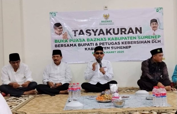 Foto: Bupati Sumenep Achmad Fauzi Wonsojudo saat Tasyakuran 