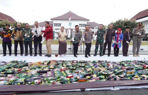 Foto : Doc. Kominfo LmJ