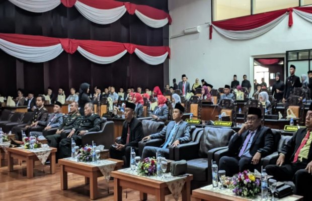 Foto: Sidang Paripurna DPRD Kabupaten Probolinggo