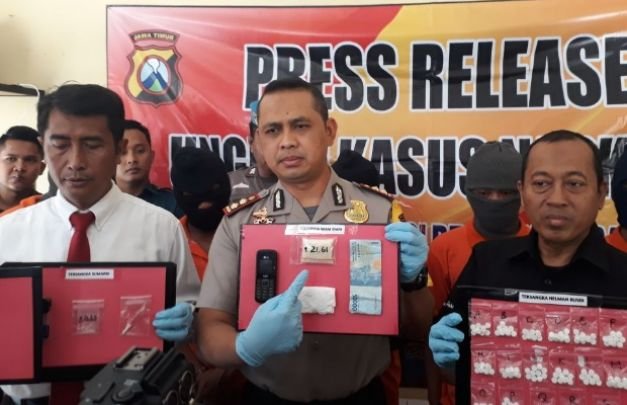 Foto: Kapolres Pamekasan saat rilis penankapan