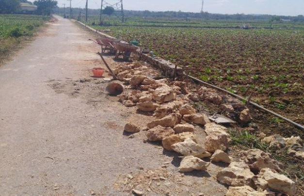 Pekerjaan plengsengan yang dikerjakan