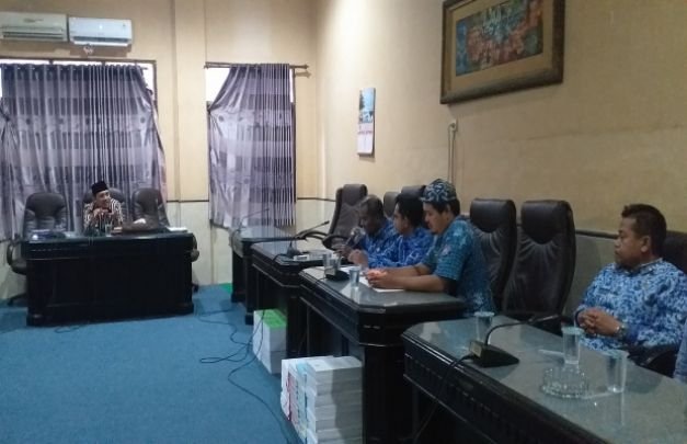 Foto: suasana sidan perbulp perdin di ruang komisi I dprd sumenep