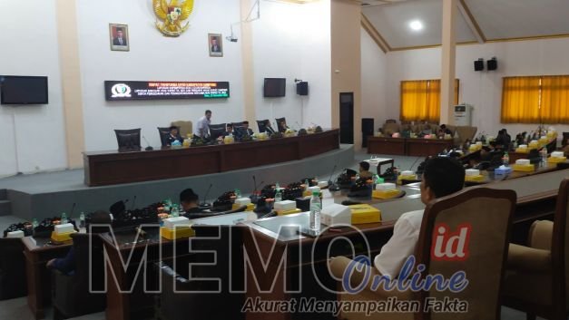 Suasana Paripurna di gedung DPRD Sampang 