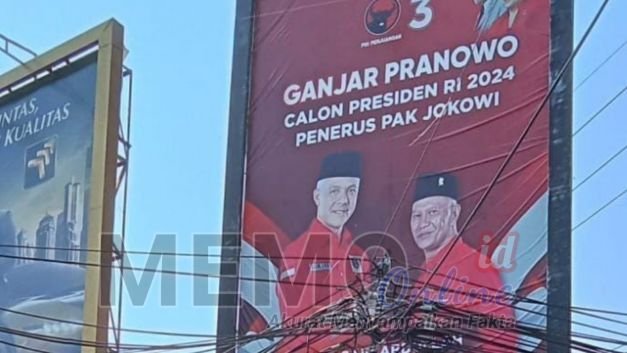 Foto : Baliho salah satu Capres di Kabupaten Sampang Ditertibkan 