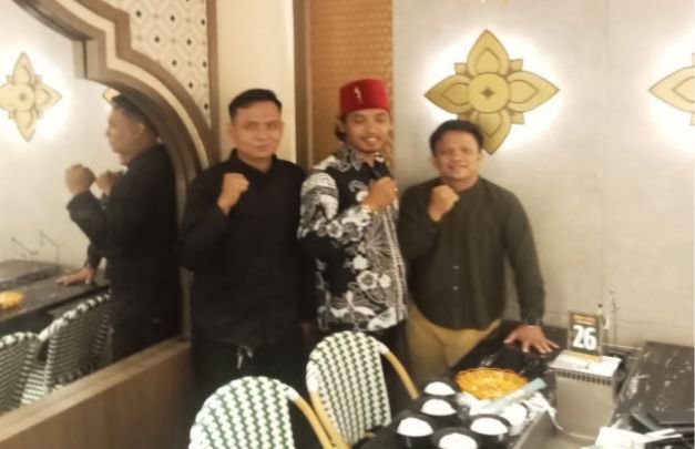 Foto: Hongkop Simanulang, S.H., M.H. dkk