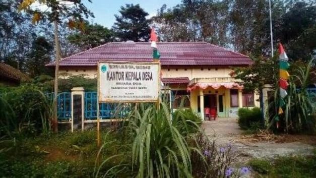 Foto: Balai Desa Muara Dua