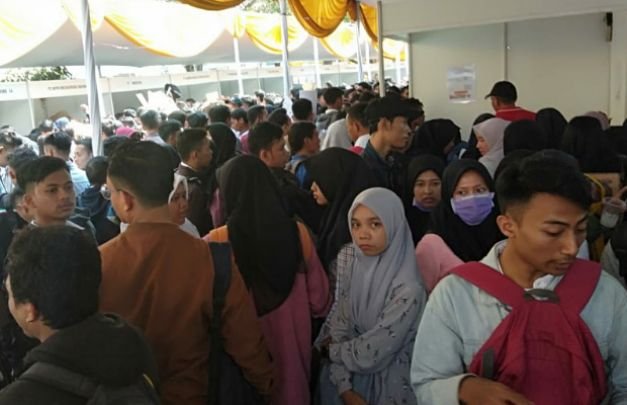 Foto: Suasana Job Fair Lotte Mart Kabupaten Bekasi 2019