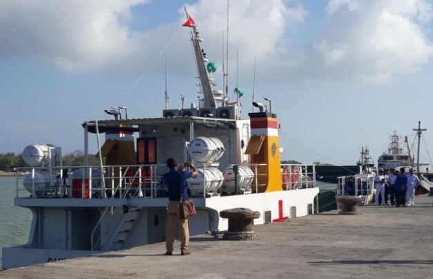 Foto: kapal apung yang difungsikan menjadi rumah sakit di laut