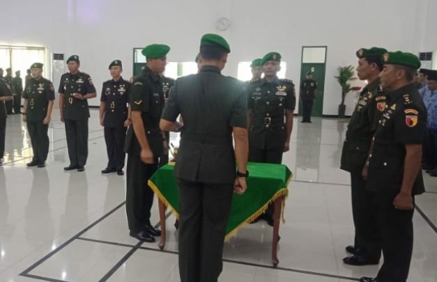 Foto: Prosesi pergantian Lima Kursi Dandim di Wilayah Korem 084/Bhaskara Jaya