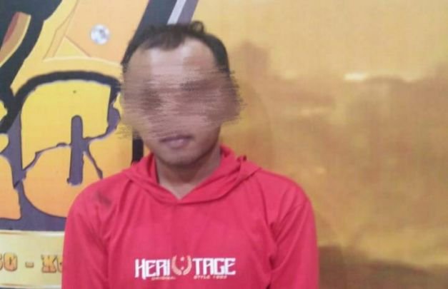 Foto: 'HP' nama inisial (tersangka) ditaha di rutan Mapolres Lumajang