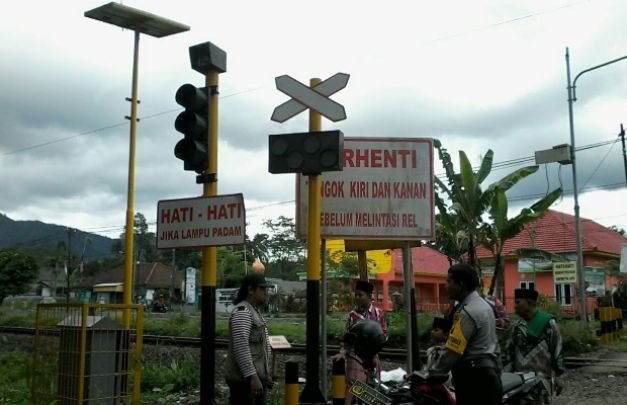 Foto: Lokasi pencurian lampu perlintasan kereta di Kalibaru
