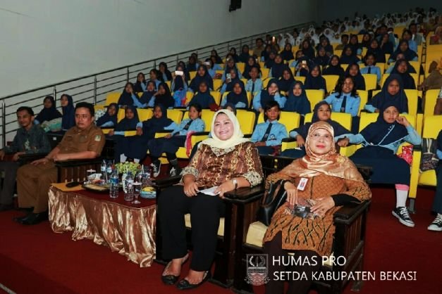 Bupati Bekasi, Neneng Hasanah Yasin