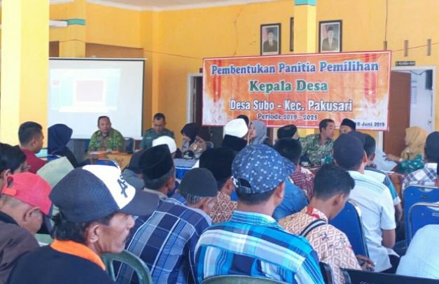 Foto: suasana pembentukan panitia pilkades Desa Subo 