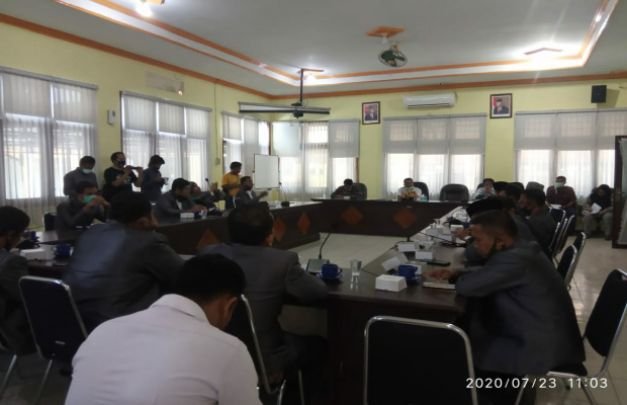 Foto : Audiensi Koni bersama DPRD Bangkalan. 