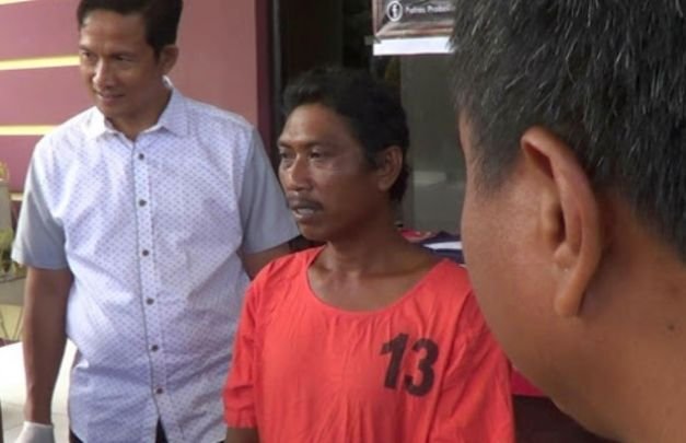 Foto: Pelaku saat digelandang petugas