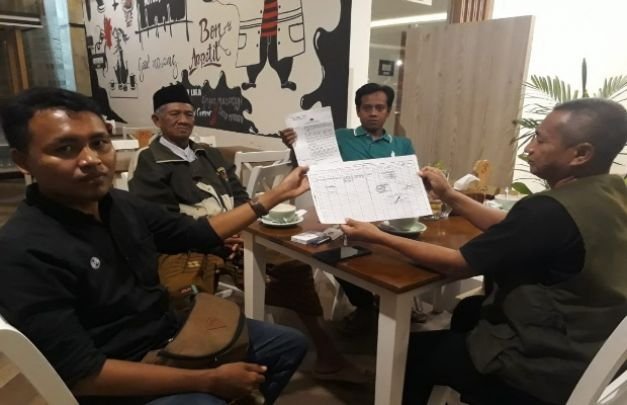 Foto : Pres Realis Ketua Panitia di Hotel Odaita Pamekasan