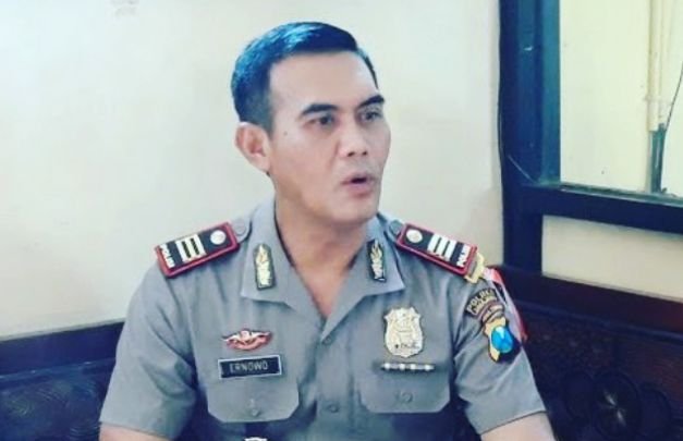 Foto: AKP Ernowo, Kapolsek Candirpuro Lumajang (sumber google)