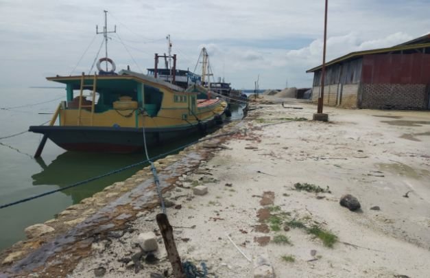Foto: pelahun pengumpan di Gersik Putih Sumenep