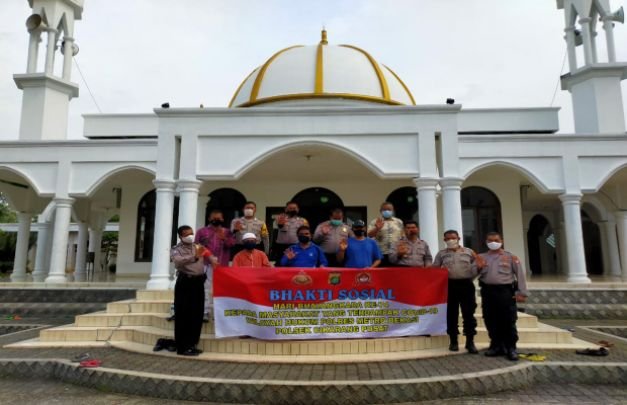 Foto : Giat Bhakti Sosial Polsek Cikarang Pusat