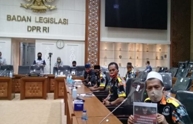 Foto : Perwakilan DPP LSM GMBI saat audiens di ruang baleg DPR RI