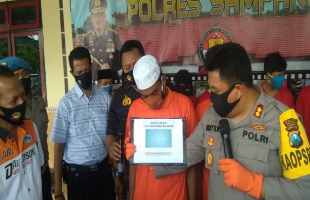 Foto : Rohim, saat press rilis di Mapolres Sampang