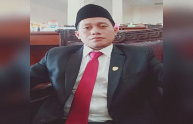 Foto : Baihaki,  ketua fraksi PKB DPRD Kabupaten Sampang