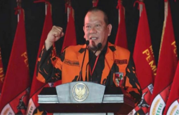 Foto : Ir La Nyalla Mattalitti Ketua MPW Pemuda Pancasila Jawa Timur (sumber Google/seruji.co.id)
