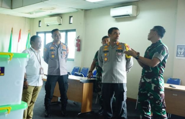 Kapolres dan Dandim Kabupaten Bekasi 