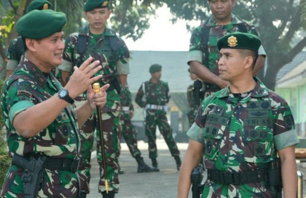Fotp: Pangdivif-2/Kostrad saat Tinjau Pembangunan di Menarmed 1/PY/2-Kostrad