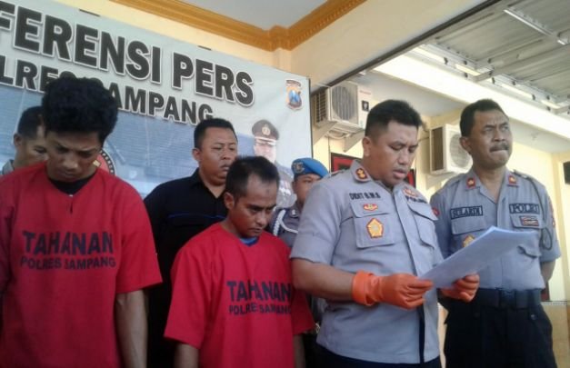 Foto: kapolres sampang saat press reliase