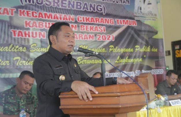 Foto : Bupati Bekasi, Eka Supria Atmaja.