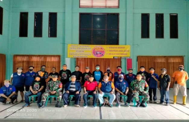 Foto bersama Anggota Komisi D DPRD Kota Malang Beserta pejabat keluruhan, dan Masyarakat Kelurahan Sawojajar