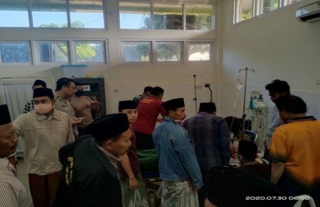 Foto : Korban saat dirawat di Puskesmas Banyuates