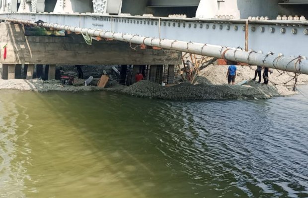 Foto: Pengerjaan Proyek di Bawah Jembatan III Kota Palu